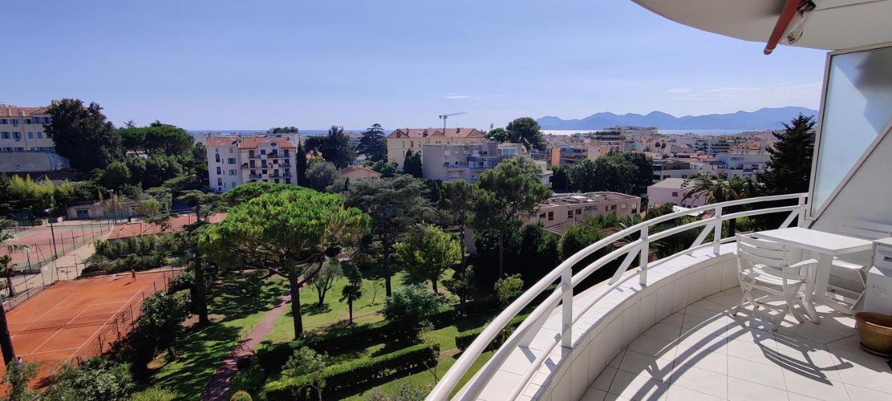 Entierement Equipe De 105 M2 Avec Vue Et Collines Apartment